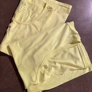 Cream Tank Tops 🐸